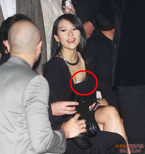 ����Ȧƫ���߹�¶�׵�����Ů