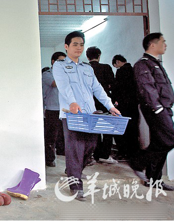 ��ό�㣺�㶫���޿γ̻����������ң�ͼ��