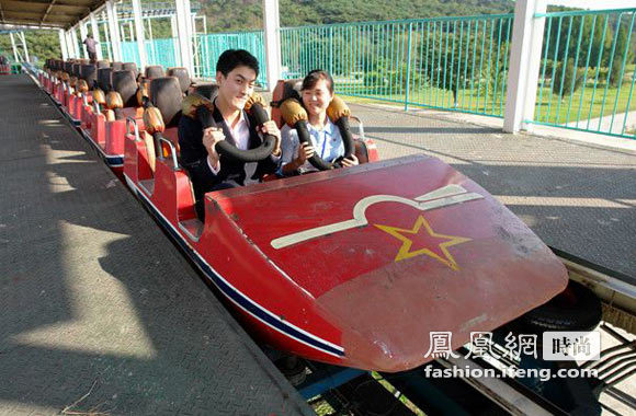 ����Ů����ż�ۣ�Ѱ�������߸��У�ͼ��