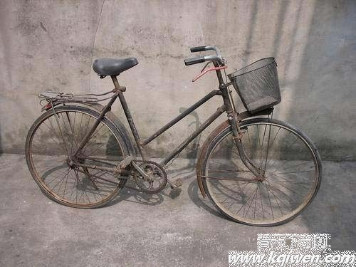 ��������ɬ���ؼ۳��۰���һ��